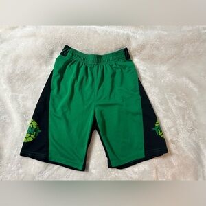Boys black green graphic athletic basketball shorts size medium